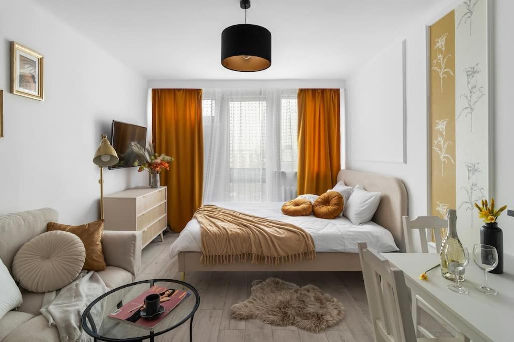 Air-Conditioned Downtown Oasis On Foot To Central Station Metro Smarttv Wifi Warschau Exterior foto